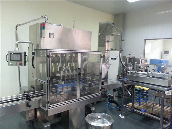 6 höfuð sjálfvirk mótorolíuáfyllingarvél